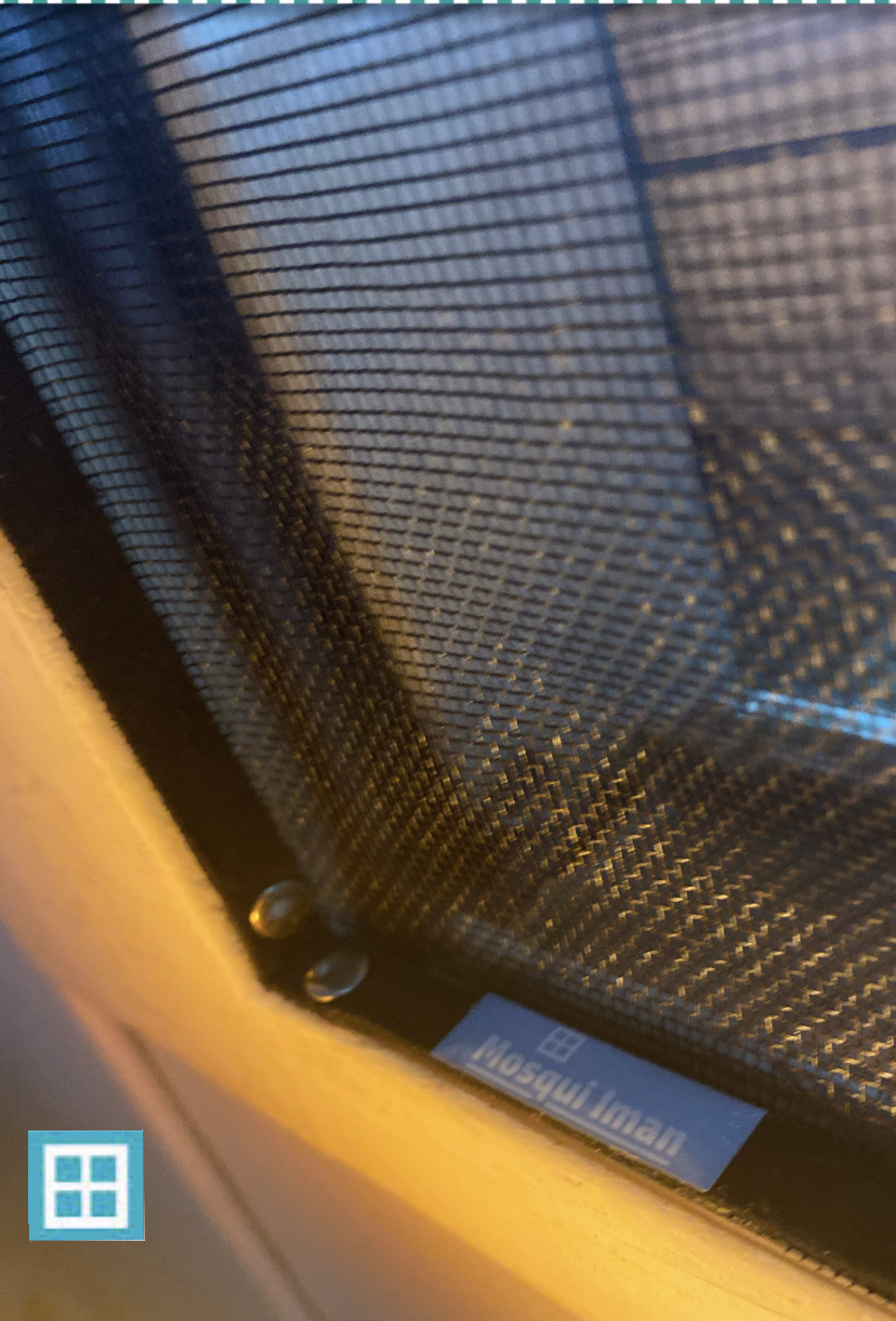 Mosquitero Articulado para aberturas con poco espacio se puede empotrar o encastrar